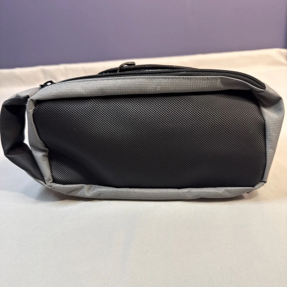 totes. Hanging Travel Toiletry Bag Organizer Black Gray Dopp Kit Cosmetics Case